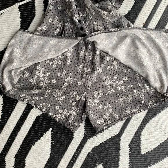 Vintage Floral Skort Romper - Picture 4 of 10